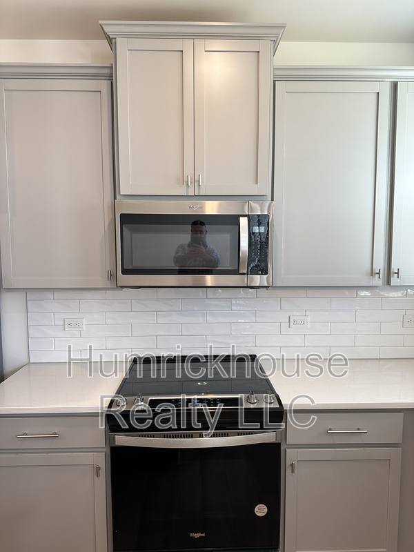 Townhouse for rent at 1027 S Point Rd #1, Belmont, NC 28012