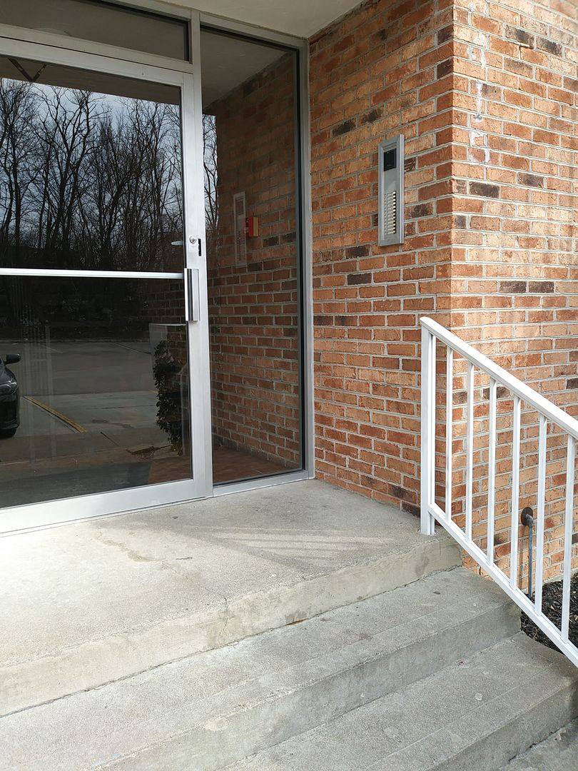 Apartment for rent at 5410 Lees Crossing Dr, Cincinnati, OH 45239