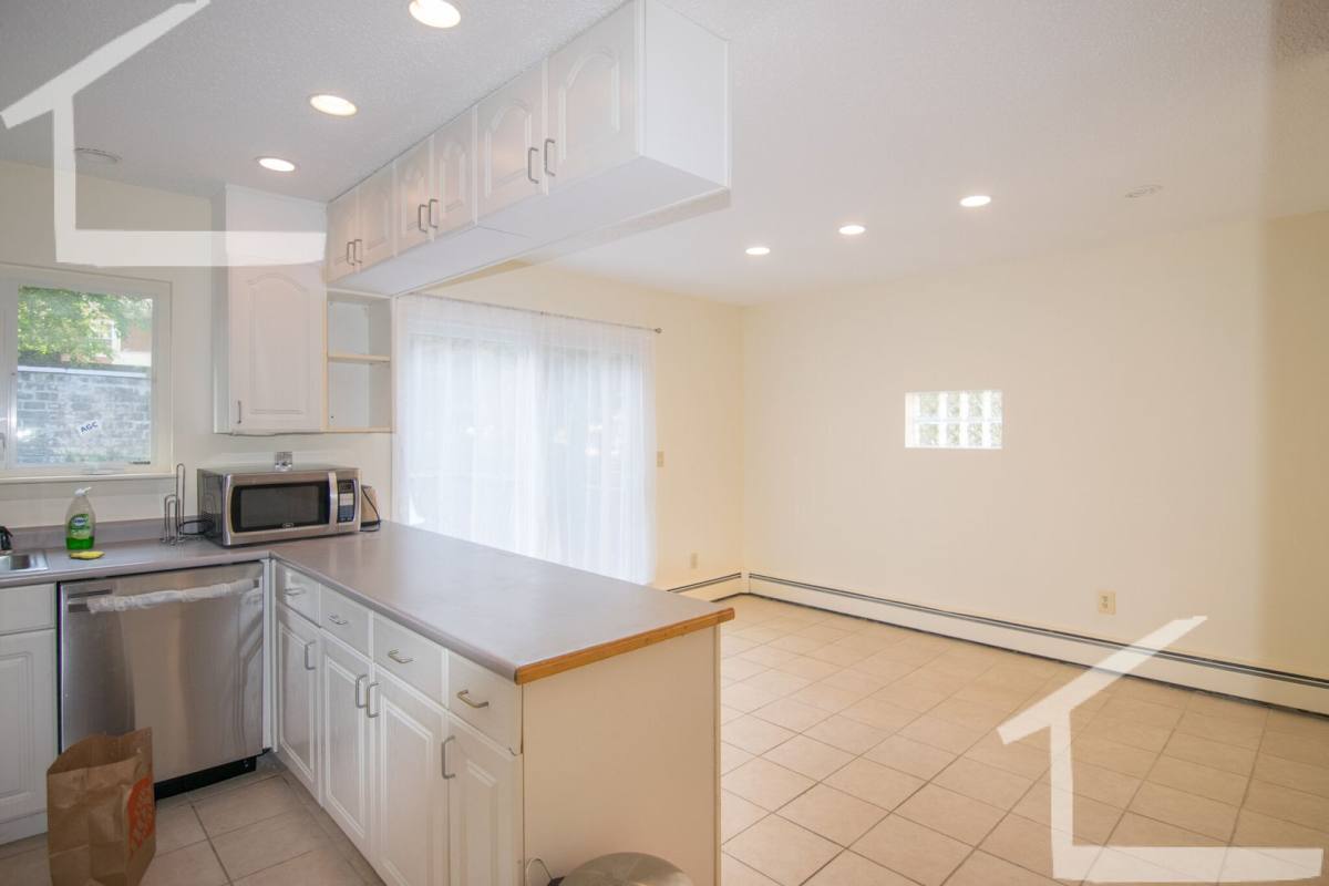 House for rent at 149 Thorndike St #4, Brookline, MA 02446