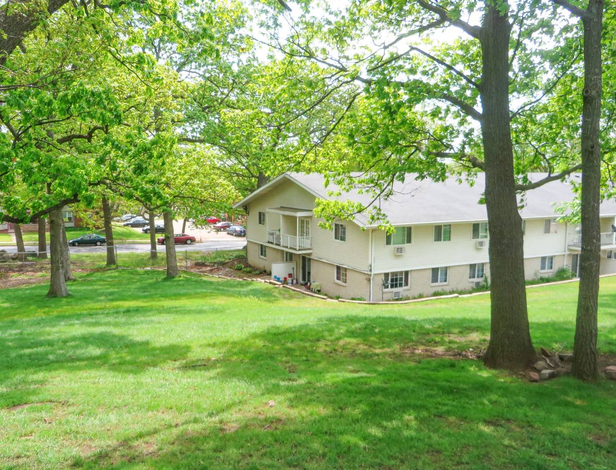 Apartment for rent at 4929 Chalet Gardens Rd, Madison, WI 53711