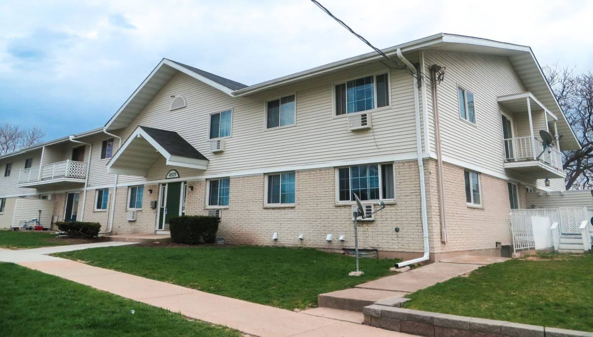Apartment for rent at 4929 Chalet Gardens Rd, Madison, WI 53711