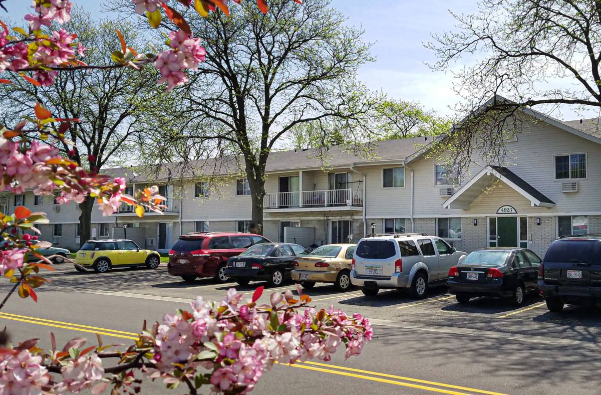 Apartment for rent at 4929 Chalet Gardens Rd, Madison, WI 53711