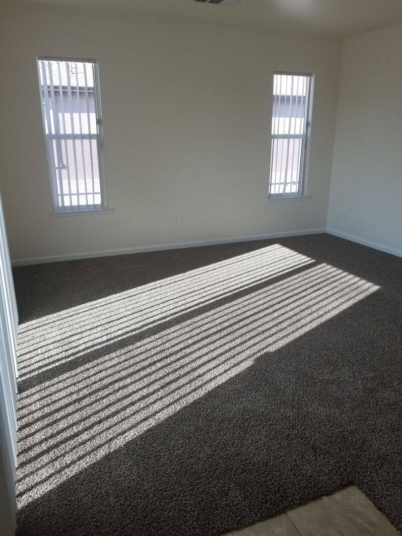 Apartment for rent at 405 Eastwood Ave, Manteca, CA 95336