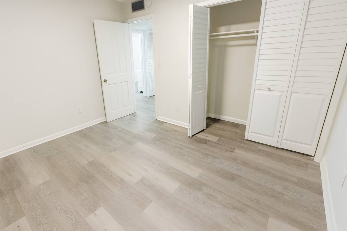 Apartment for rent at 409 SW 8 Ave, Miami, FL 33130