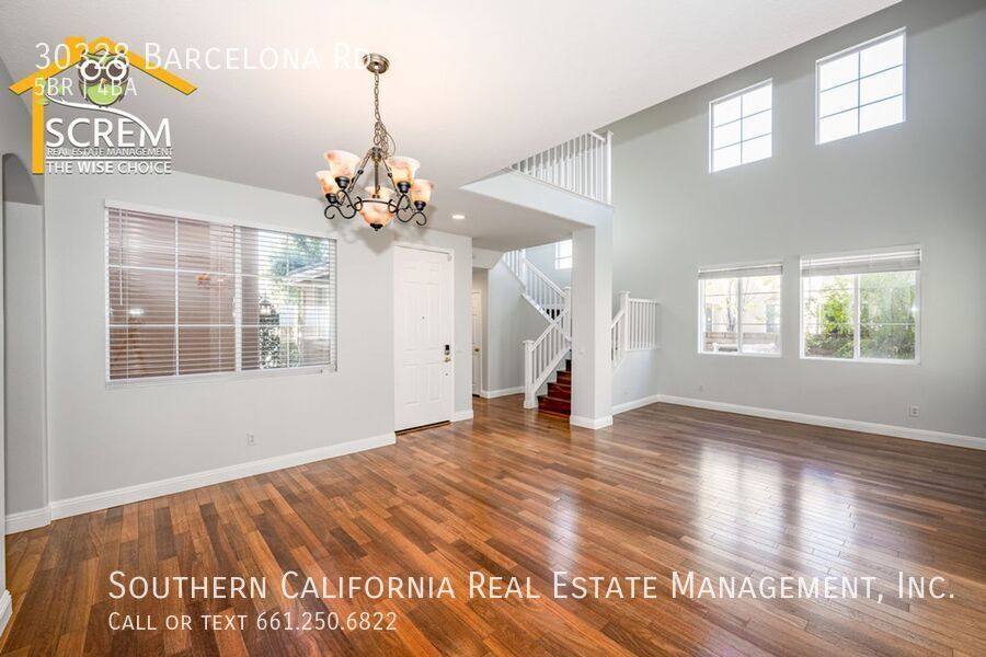 House for rent at 30328 Barcelona Rd, Castaic, CA 91384