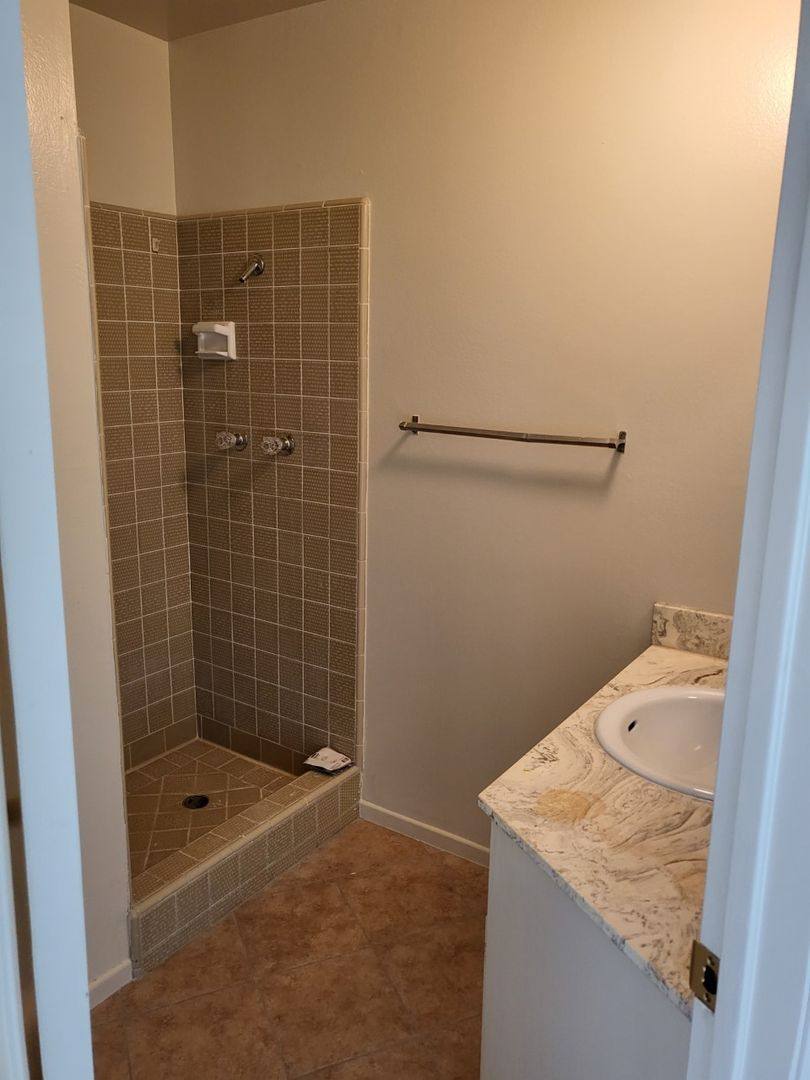 Apartment for rent at 3627 Santa Ana St, Huntington Park, CA 90255