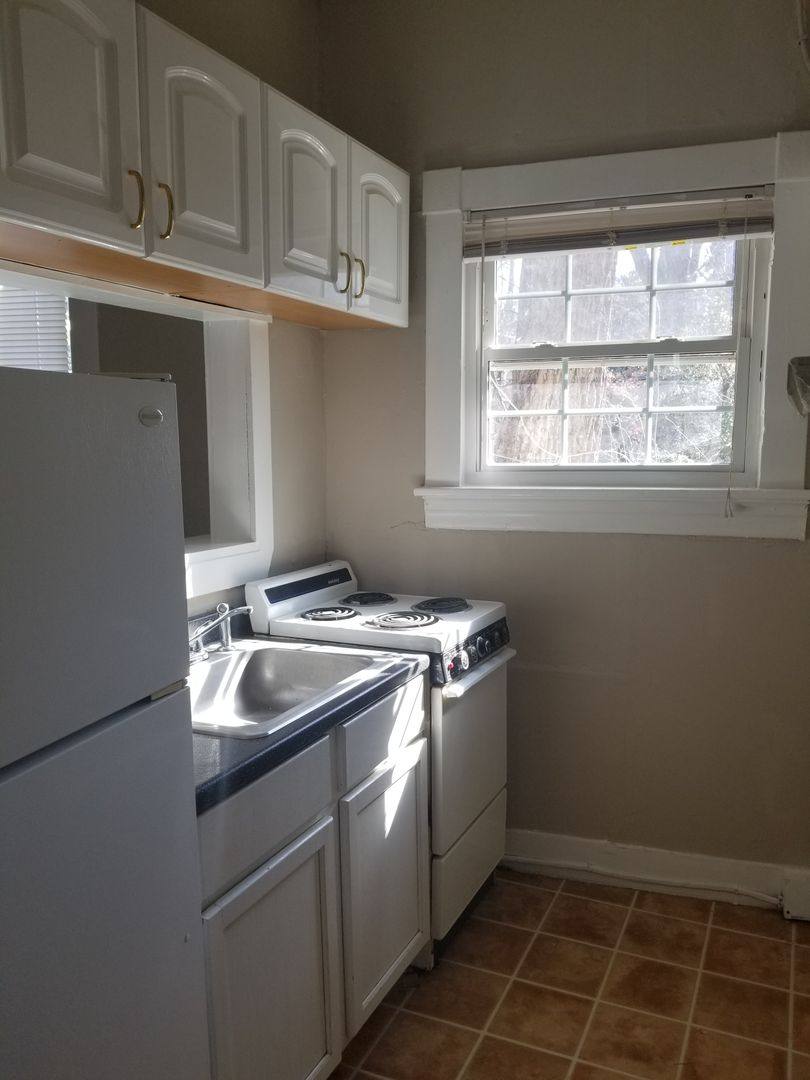 Apartment for rent at 11 W Princeton Circle, Lynchburg, VA 24503