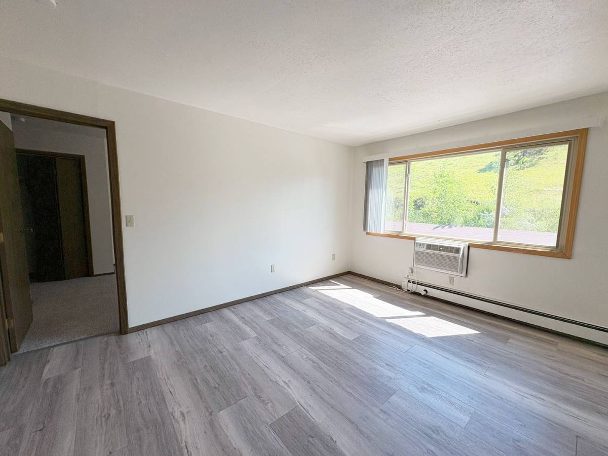 Apartment for rent at 1400-1446 8th St NW, Minot, ND 58703
