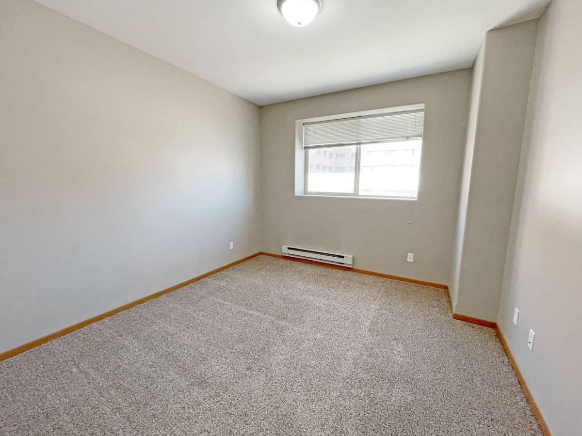 Apartment for rent at 401 S Main St, Minot, ND 58701