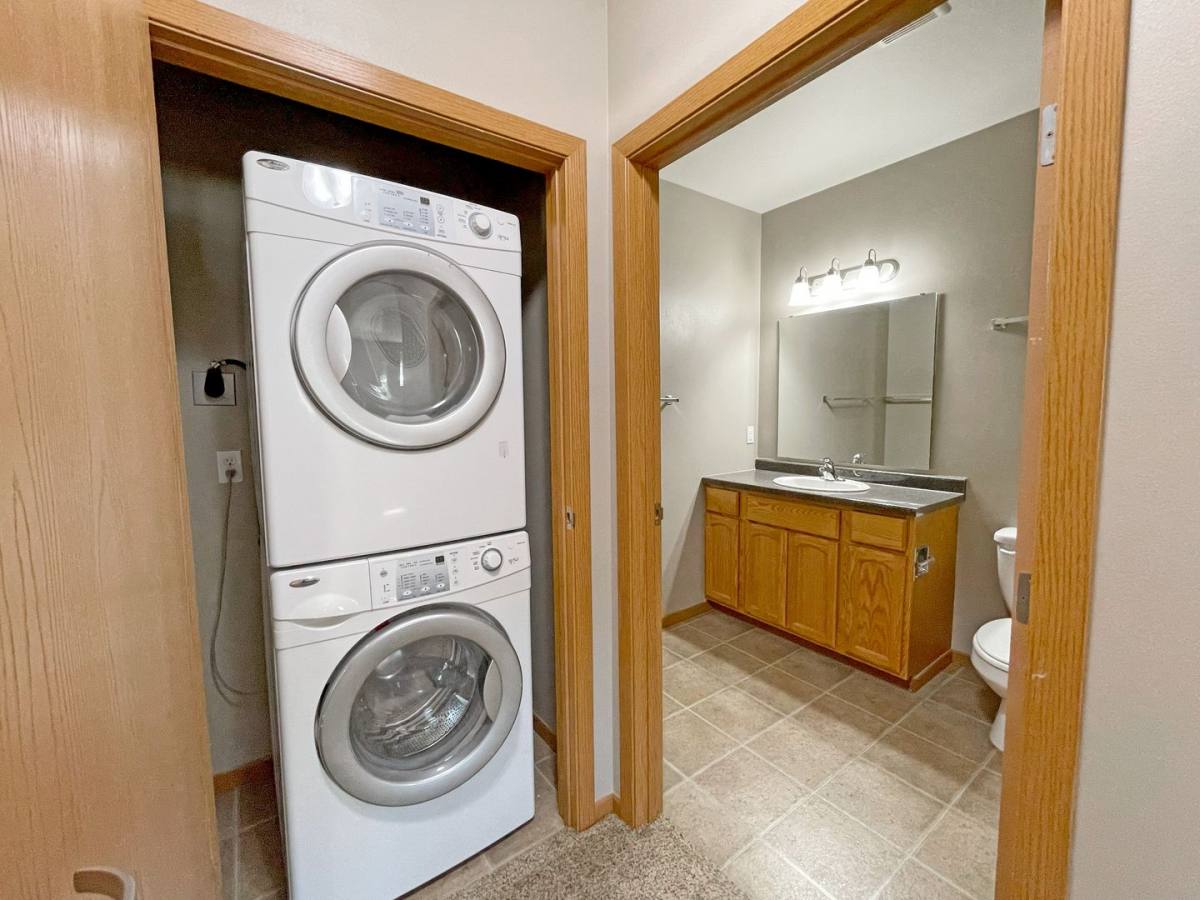 Apartment for rent at 401 S Main St, Minot, ND 58701