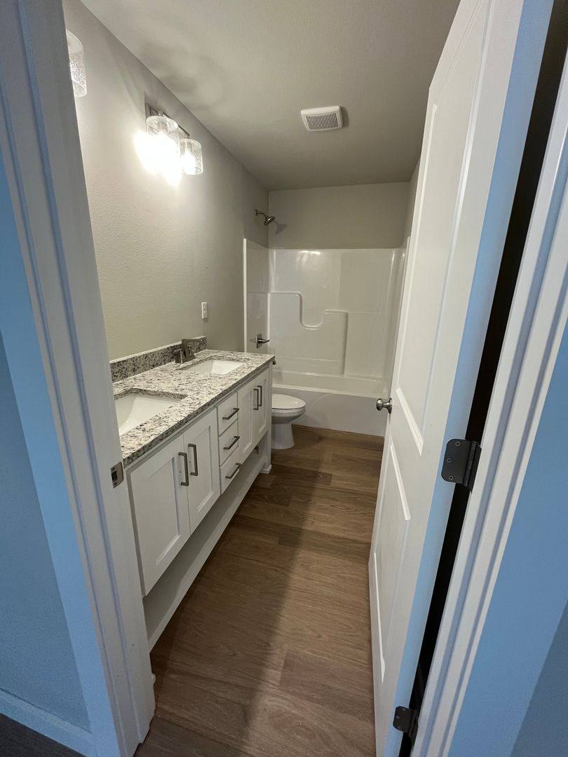House for rent at 14623 E 39th Place S, Tulsa, OK 74134