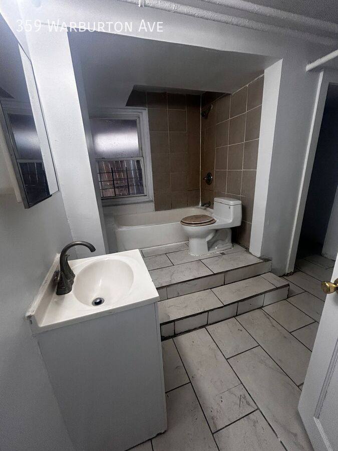 Apartment for rent at 359 Warburton Ave, Yonkers, NY 10701