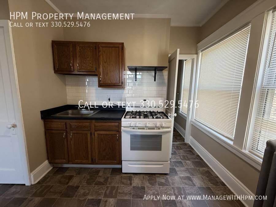 Apartment for rent at 12933 Clifton Blvd #8A, Lakewood, OH 44107