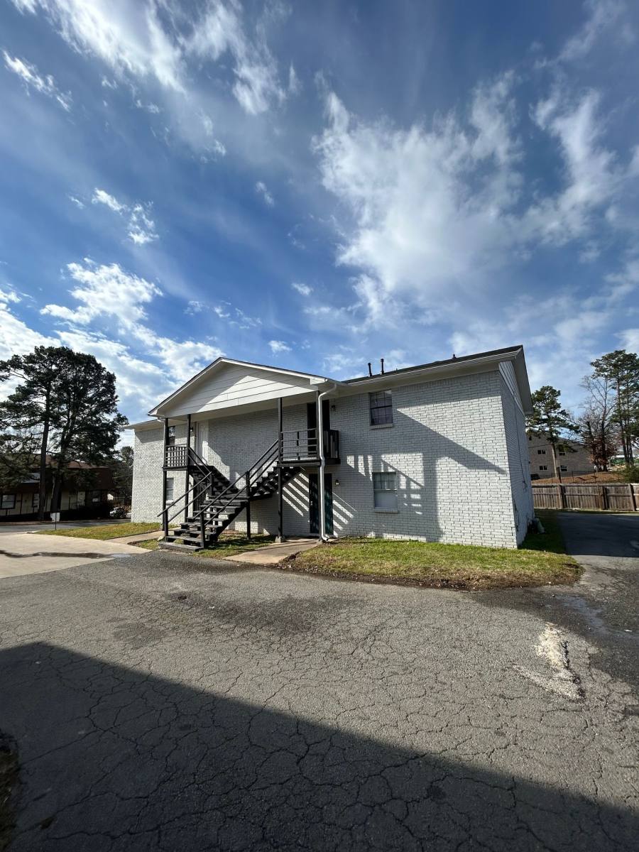 Apartment for rent at 2 & 4 Meredith Court, Little Rock, AR 72227