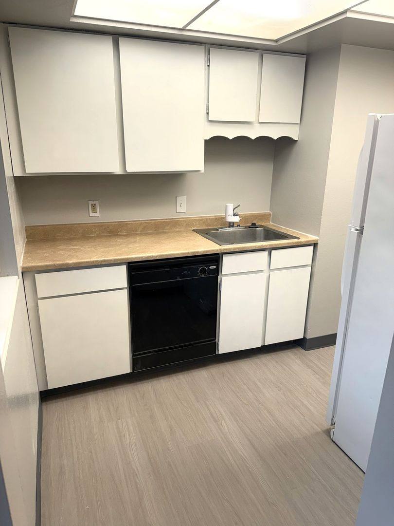 Apartment for rent at 1107 S Madison, Spokane, WA 99204