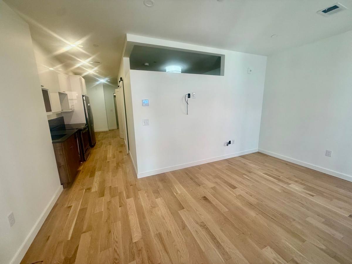 Apartment for rent at 1128 Walnut St, Philadelphia, PA 19107