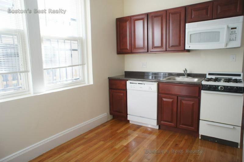 Apartment for rent at 15 Lothian Rd #102, Brighton, MA 02135