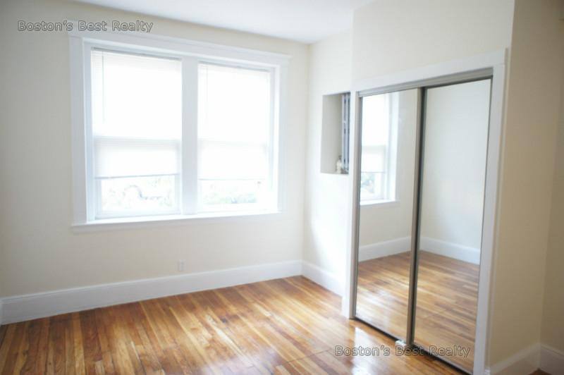 Apartment for rent at 15 Lothian Rd #102, Brighton, MA 02135