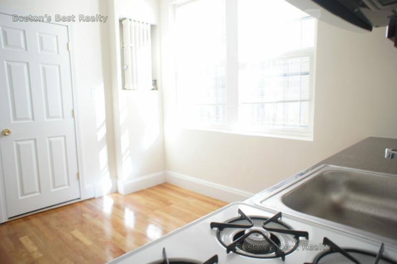 Apartment for rent at 15 Lothian Rd #102, Brighton, MA 02135