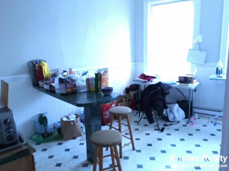 Apartment for rent at 883 Huntington Ave #11, Boston, MA 02115