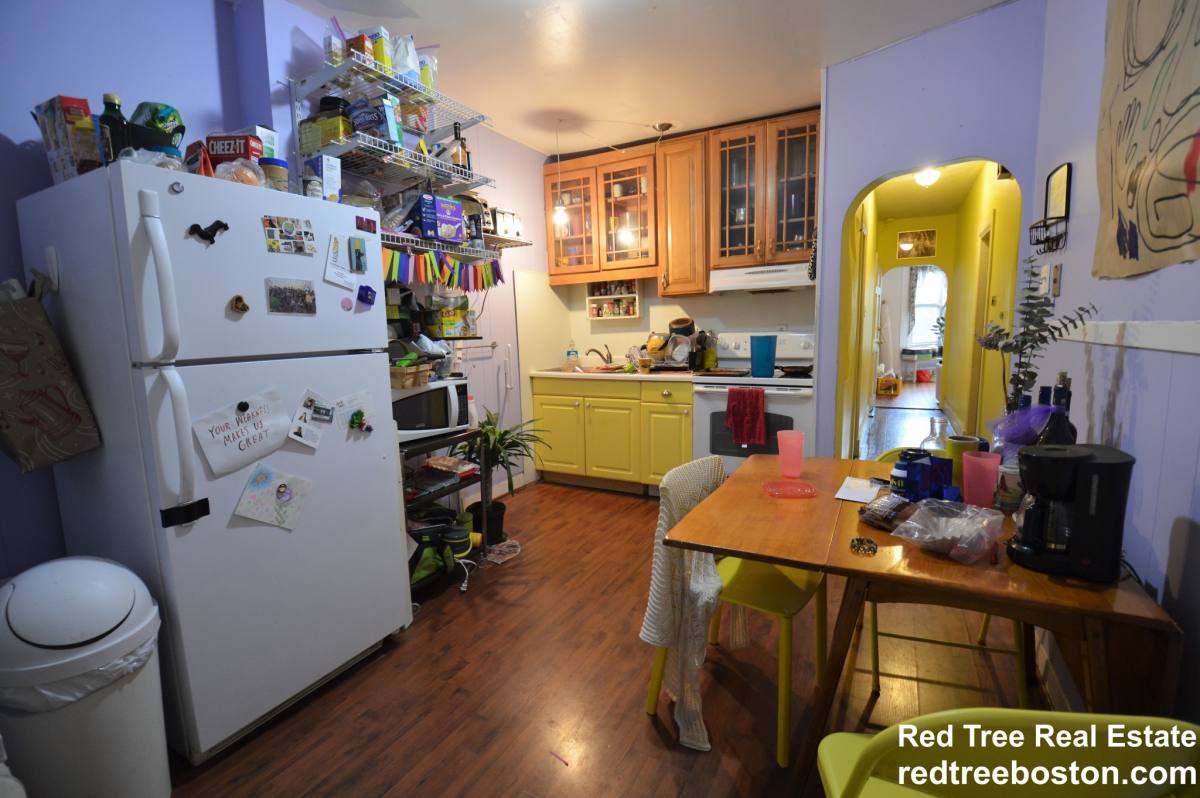 Apartment for rent at 846 Huntington Ave #2, Boston, MA 02115