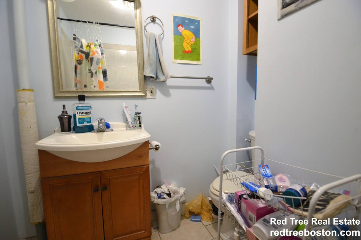 Apartment for rent at 846 Huntington Ave #2, Boston, MA 02115