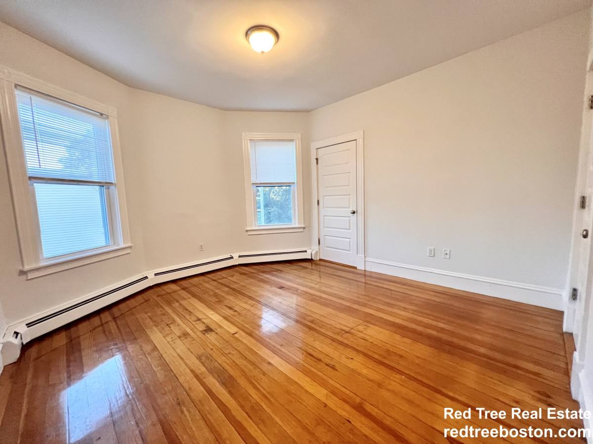 Apartment for rent at 15 Romsey St #3, Dorchester, MA 02125