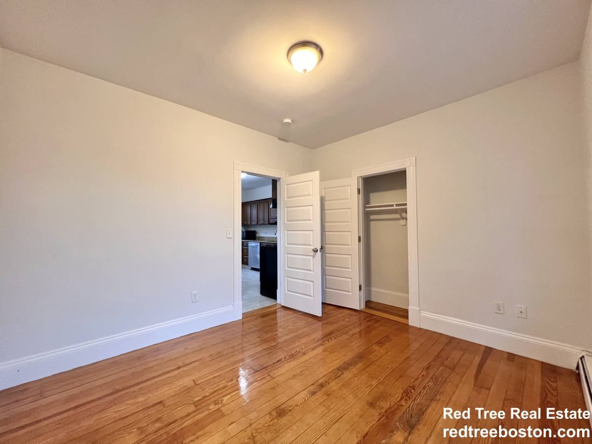 Apartment for rent at 15 Romsey St #3, Dorchester, MA 02125