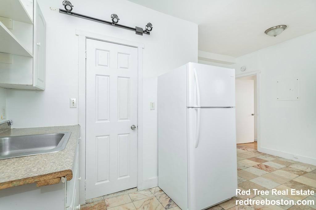 Apartment for rent at 289 Hancock St #1, Dorchester, MA 02125