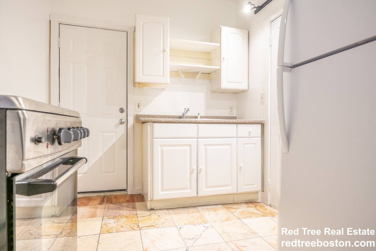 Apartment for rent at 289 Hancock St #1, Dorchester, MA 02125