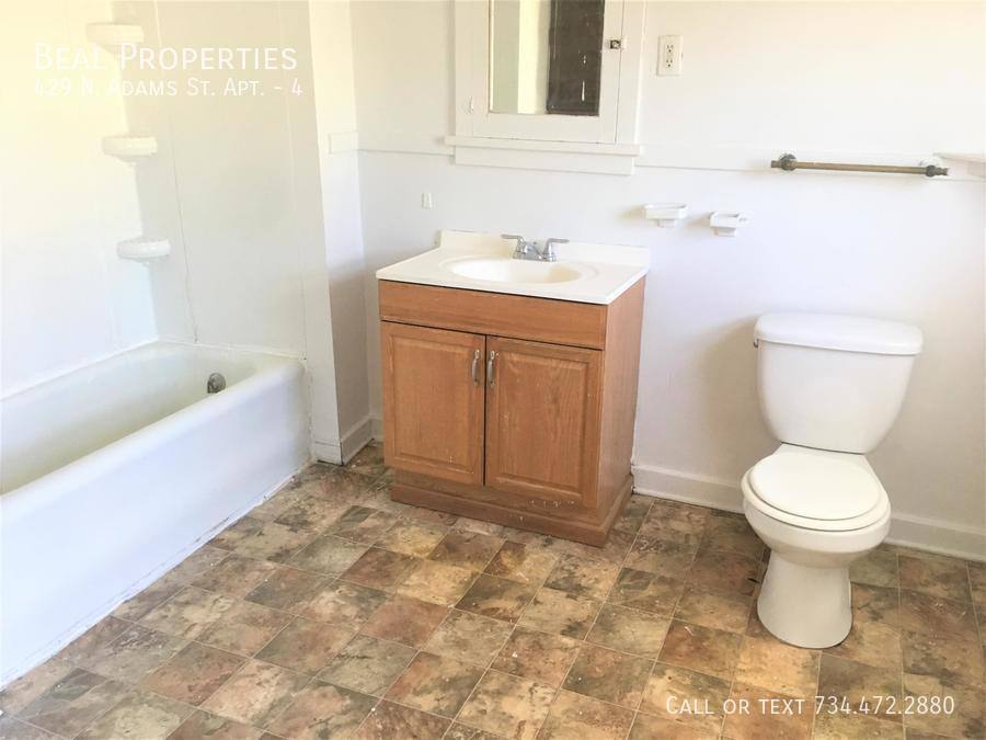Apartment for rent at 429 N Adams St #4, Ypsilanti, MI 48197