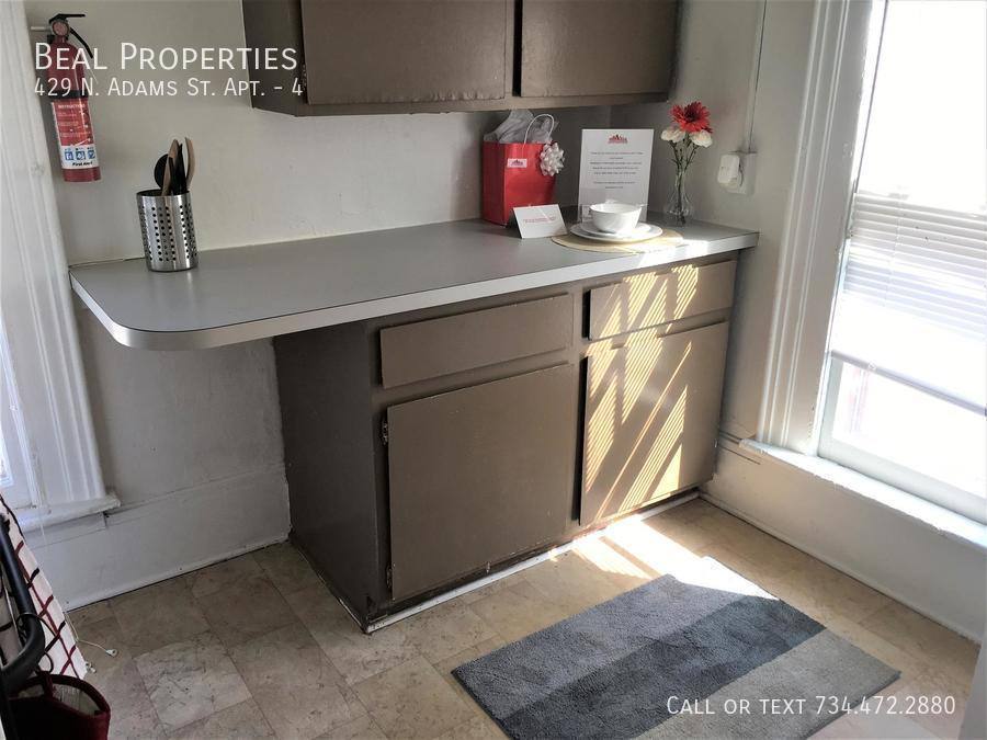 Apartment for rent at 429 N Adams St #4, Ypsilanti, MI 48197