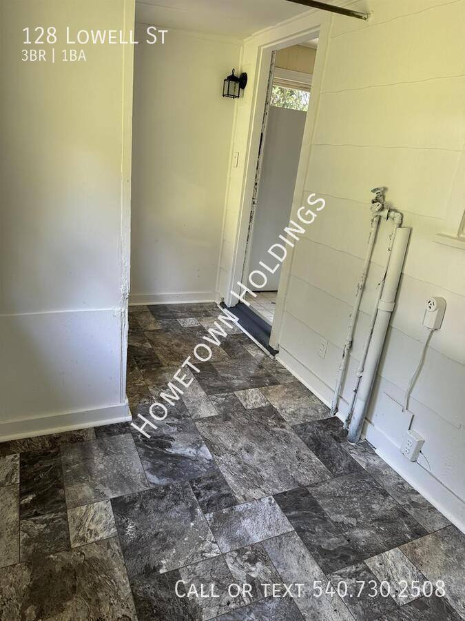 House for rent at 128 Lowell St, Danville, VA 24540