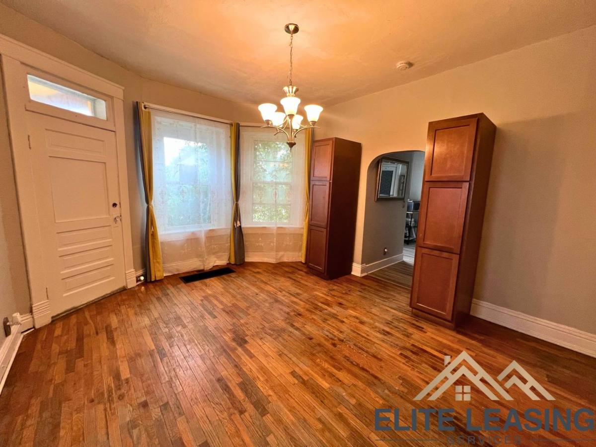 House for rent at 1647 SW Buchanan St, Topeka, KS 66604