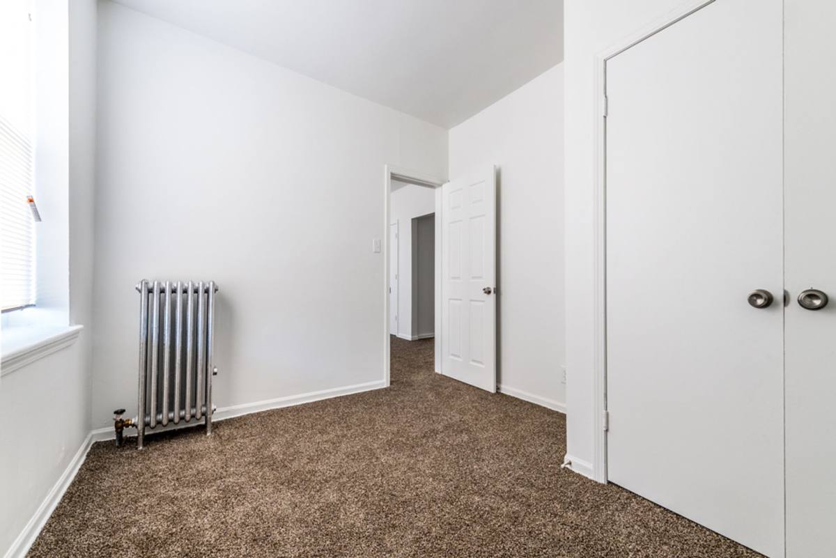 Apartment for rent at 500-14 S Laramie Ave, Chicago, IL 60644