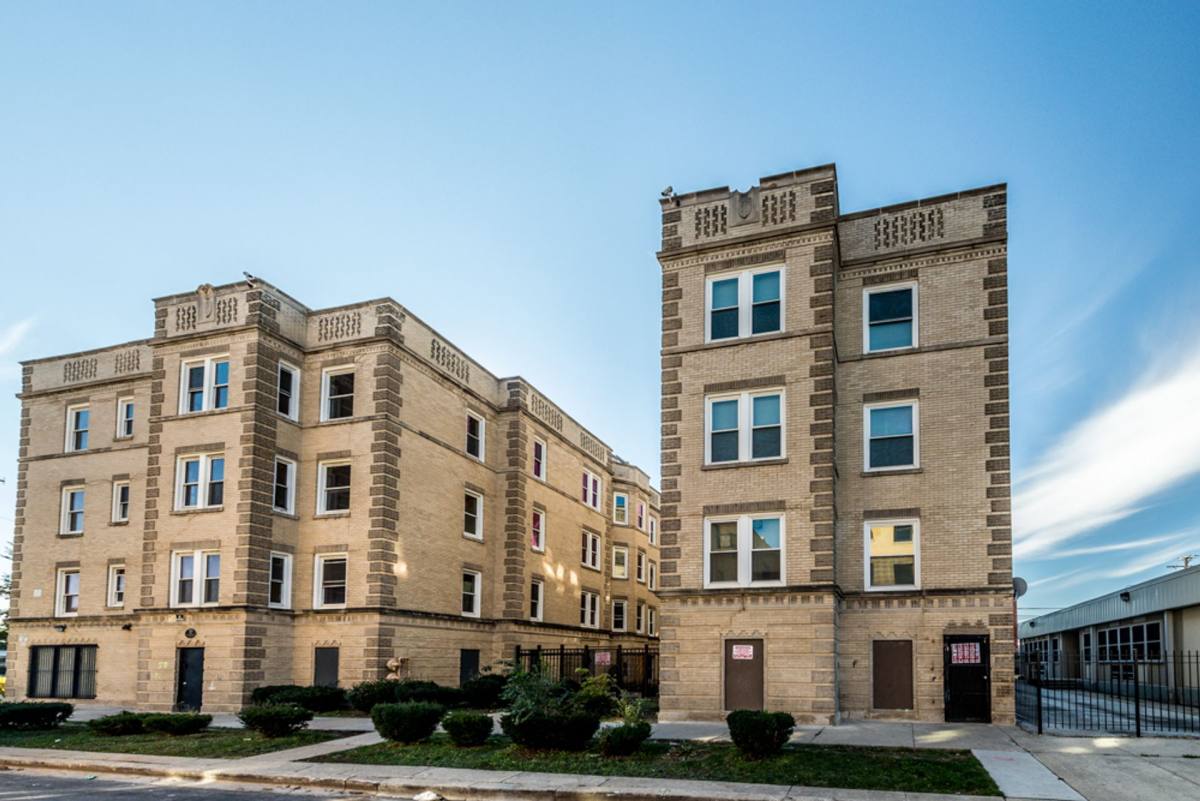 Apartment for rent at 500-14 S Laramie Ave, Chicago, IL 60644