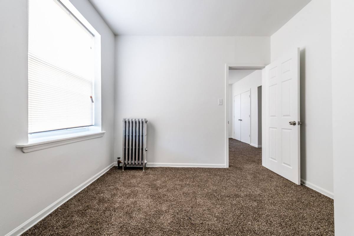 Apartment for rent at 500-14 S Laramie Ave, Chicago, IL 60644