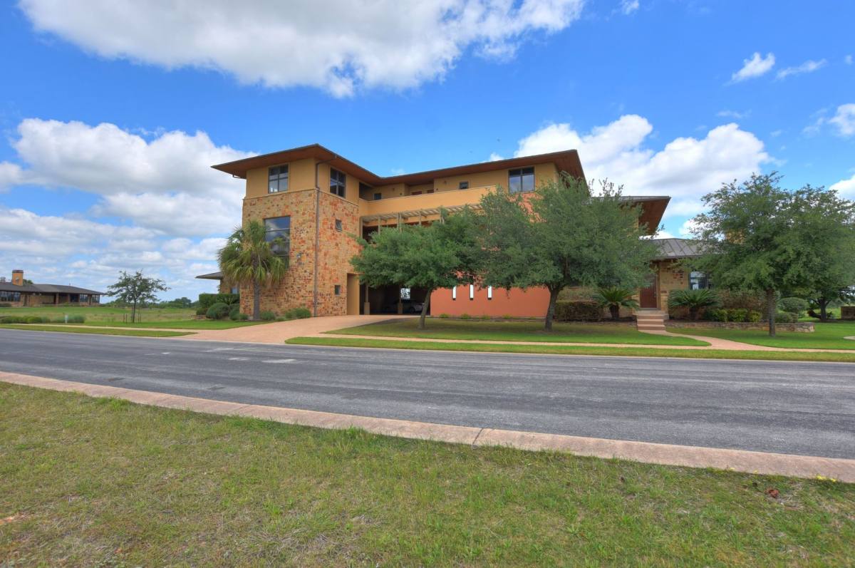 Condo for rent at 1908 Kahala Sunset Dr, Spicewood, TX 78669