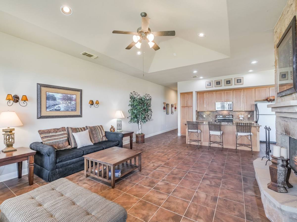 Condo for rent at 1908 Kahala Sunset Dr, Spicewood, TX 78669