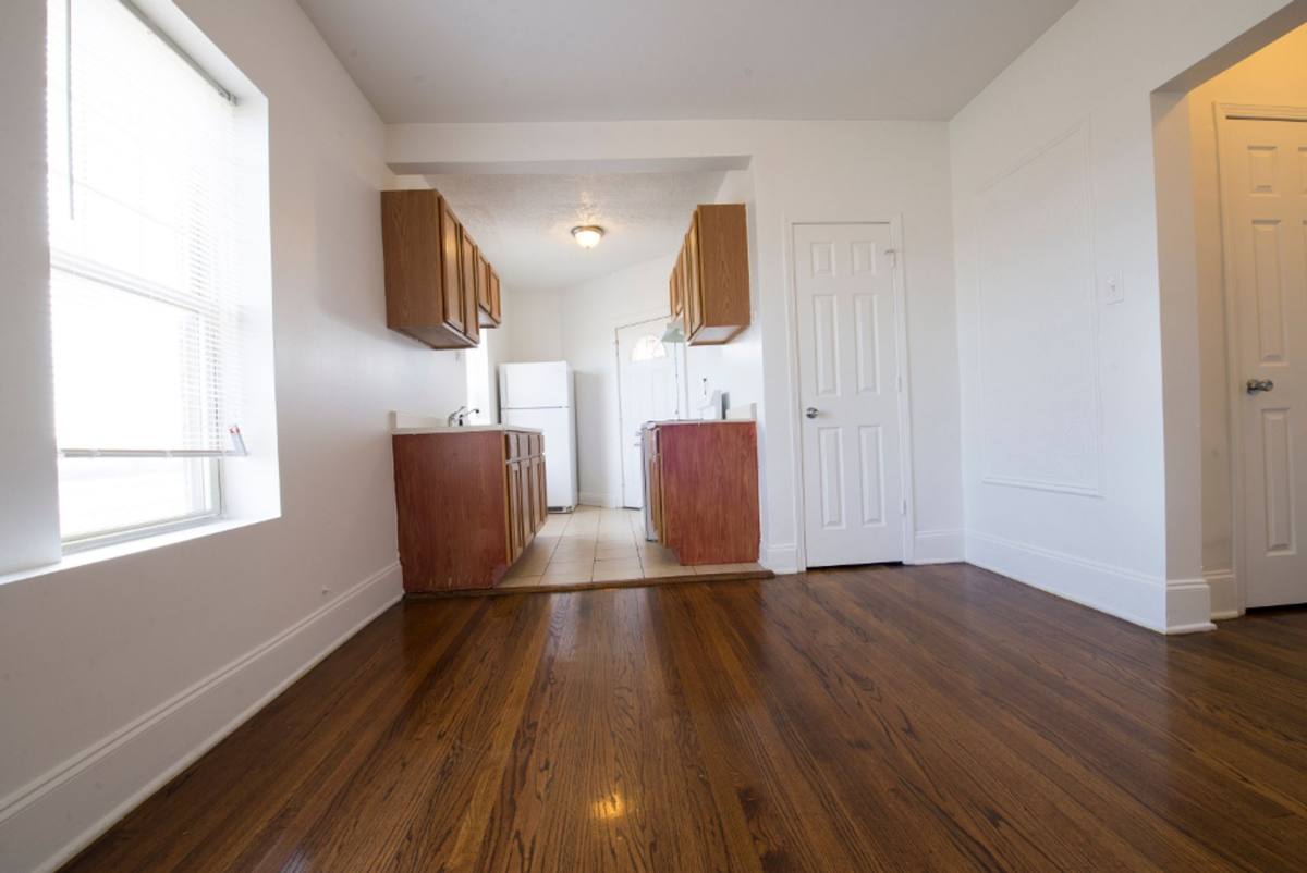 Apartment for rent at 6829 S Dr Martin Luther King Jr, Chicago, IL 60637