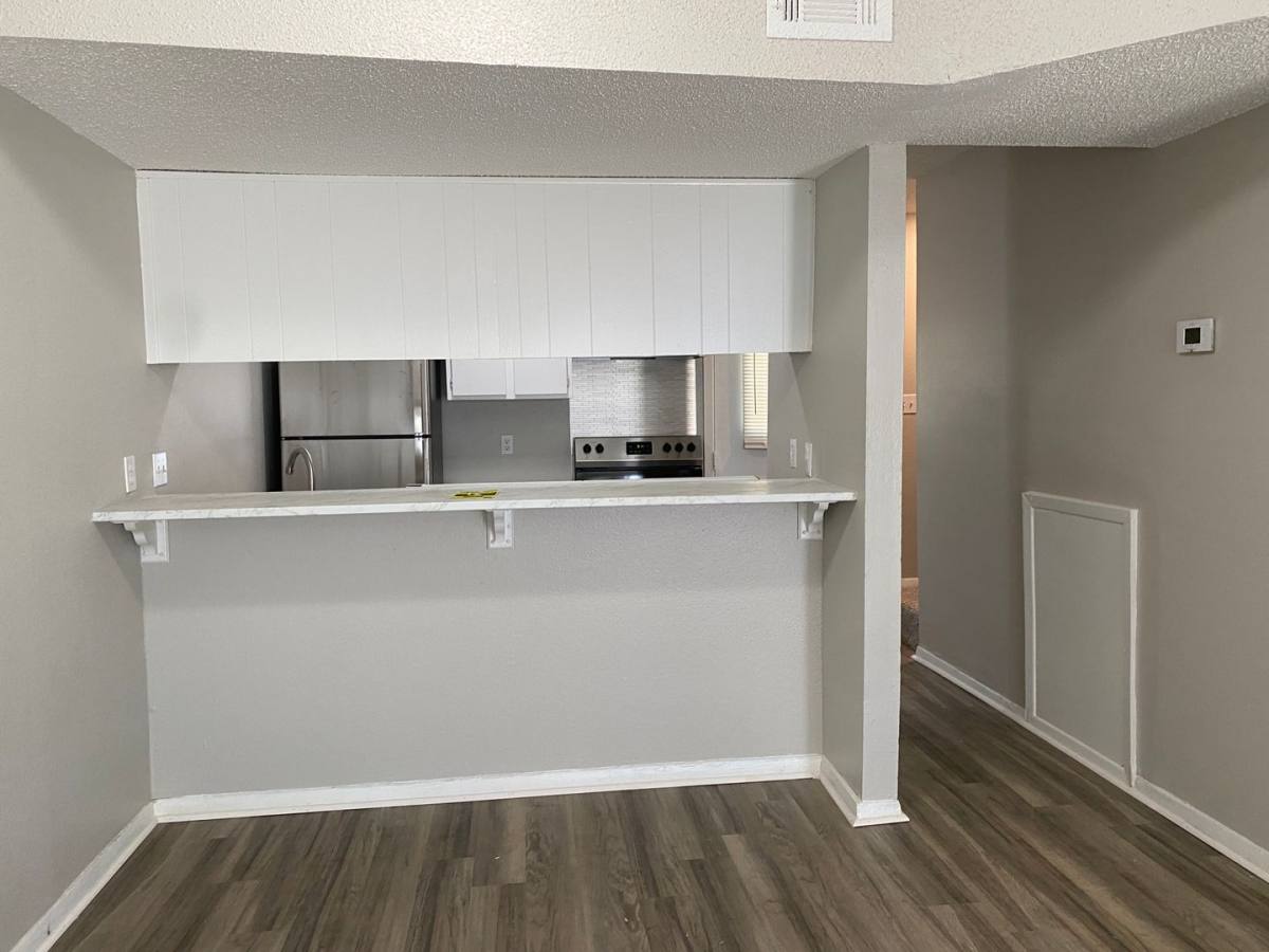 Apartment for rent at 300 Indianhead Cove, Sherwood, AR 72120