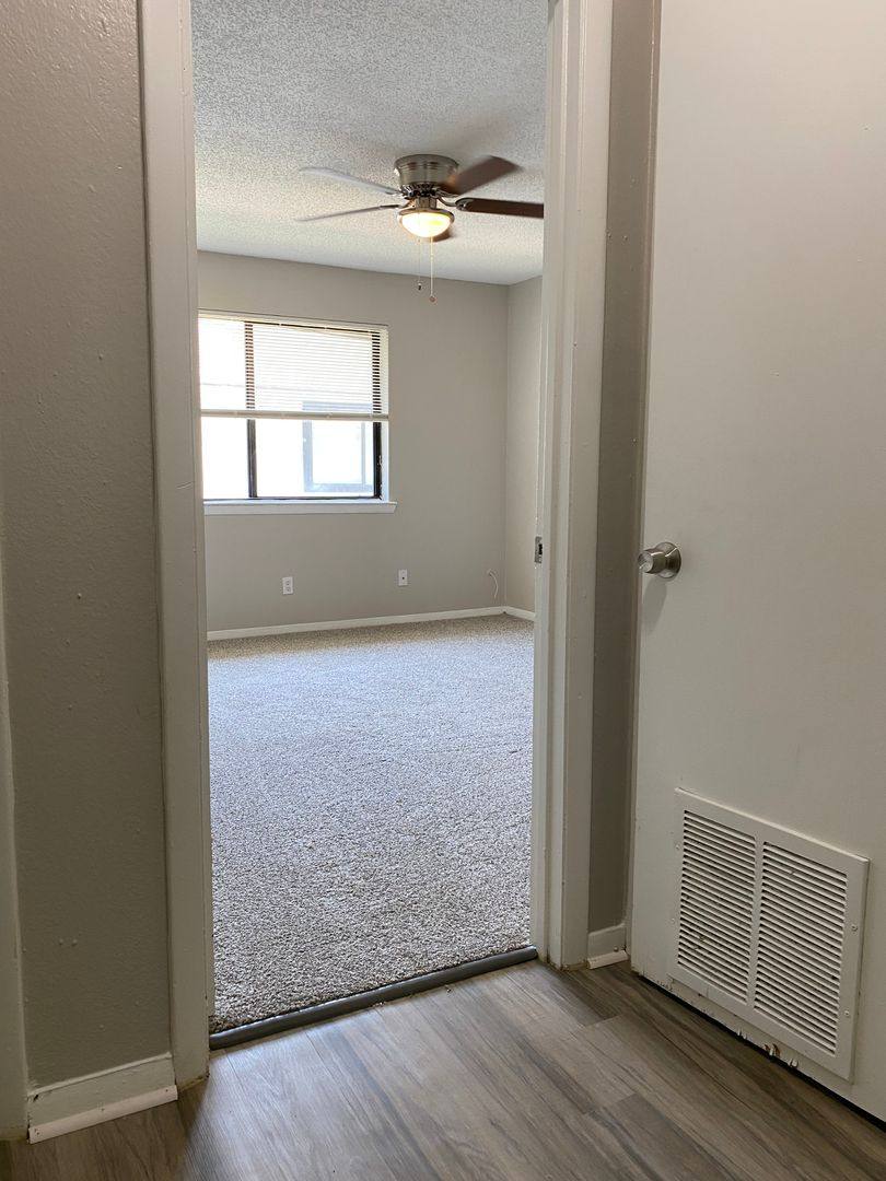 Apartment for rent at 300 Indianhead Cove, Sherwood, AR 72120