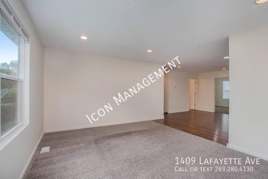 Townhouse for rent at 1409 Lafayette Ave, Kalamazoo, MI 49006