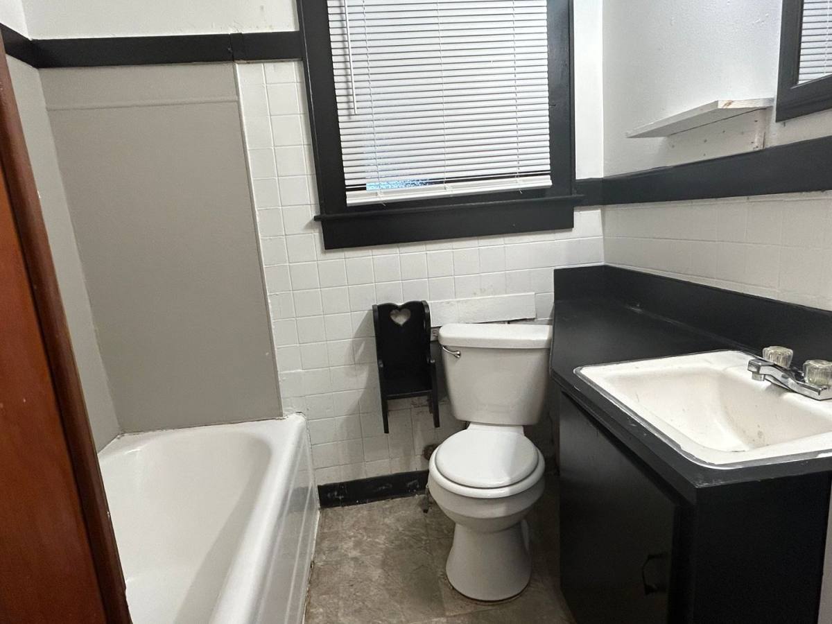 Apartment for rent at 1417 W 11th St, North Little Rock, AR 72114