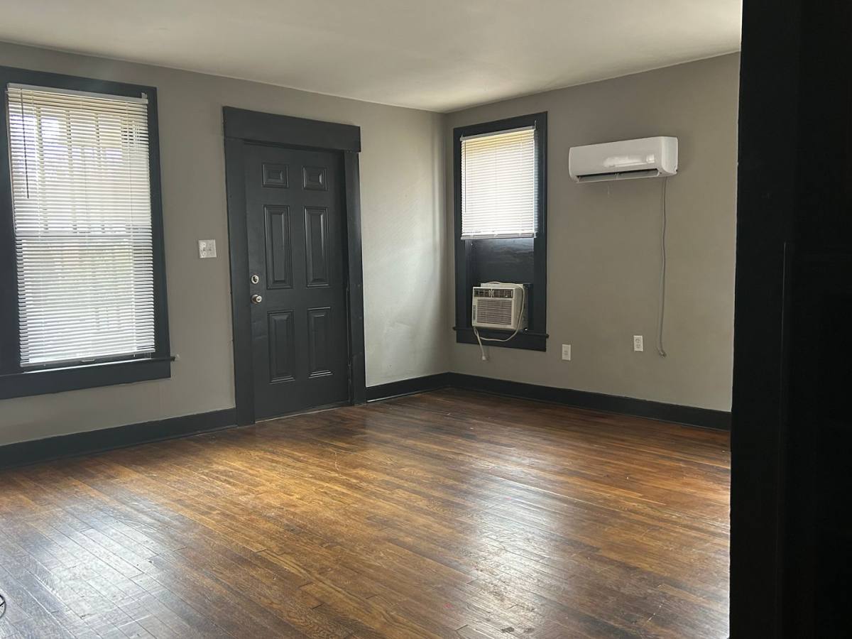 Apartment for rent at 1417 W 11th St, North Little Rock, AR 72114