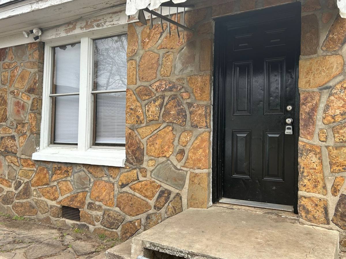 Apartment for rent at 1417 W 11th St, North Little Rock, AR 72114