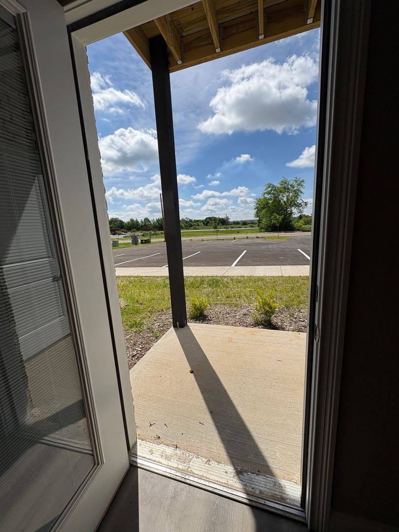 Apartment for rent at 5222 Bakers Spring St, Bowling Green, KY 42101