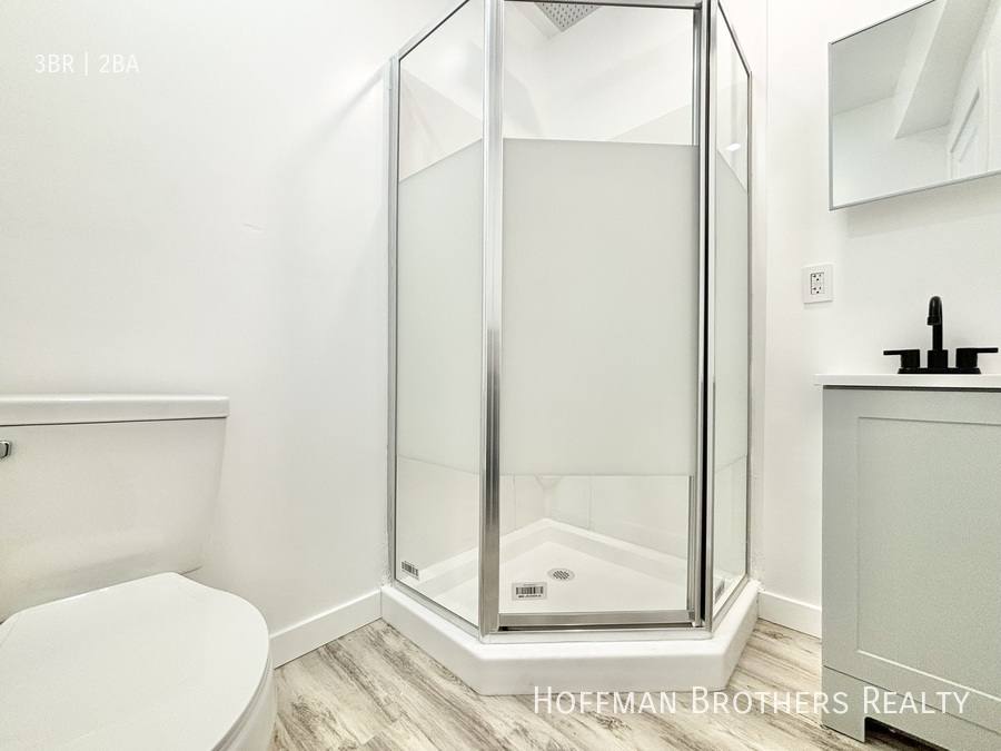 Apartment for rent at 1518 W 11th Place #1 2, Los Angeles, CA 90015