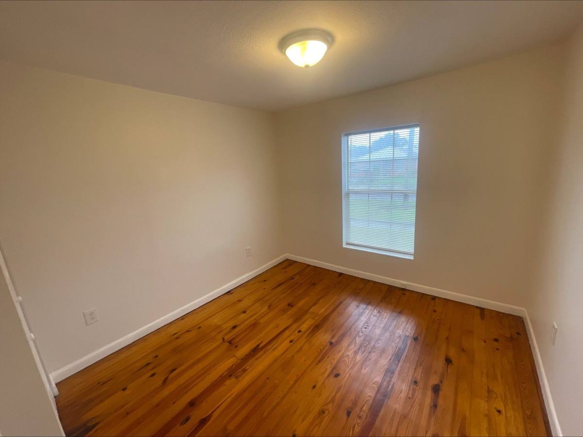 Apartment for rent at 608-04 Houma Blvd, Metairie, LA 70001