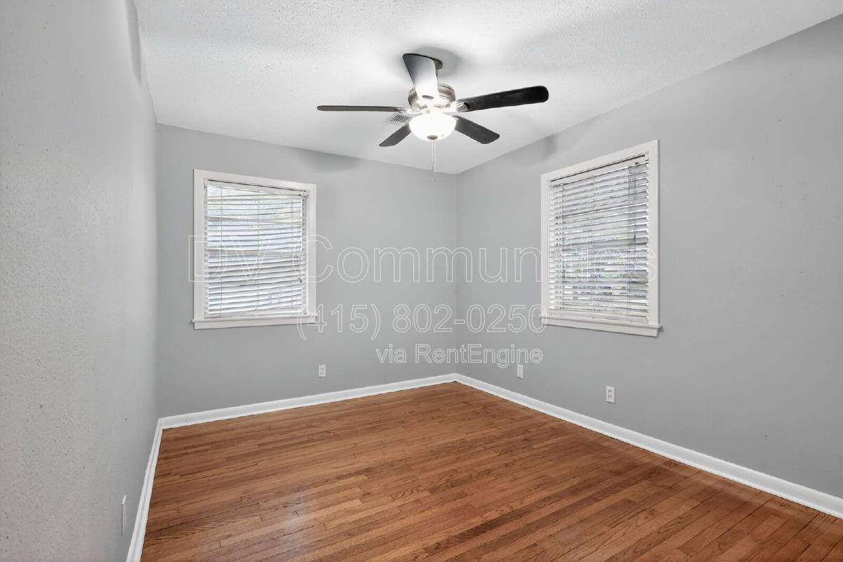 House for rent at 3828 Ave N, Rosenberg, TX 77471